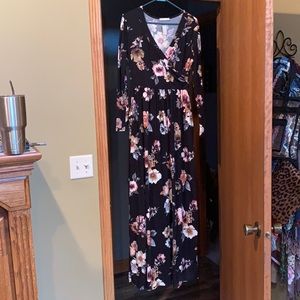 Maxi v neck floral dress